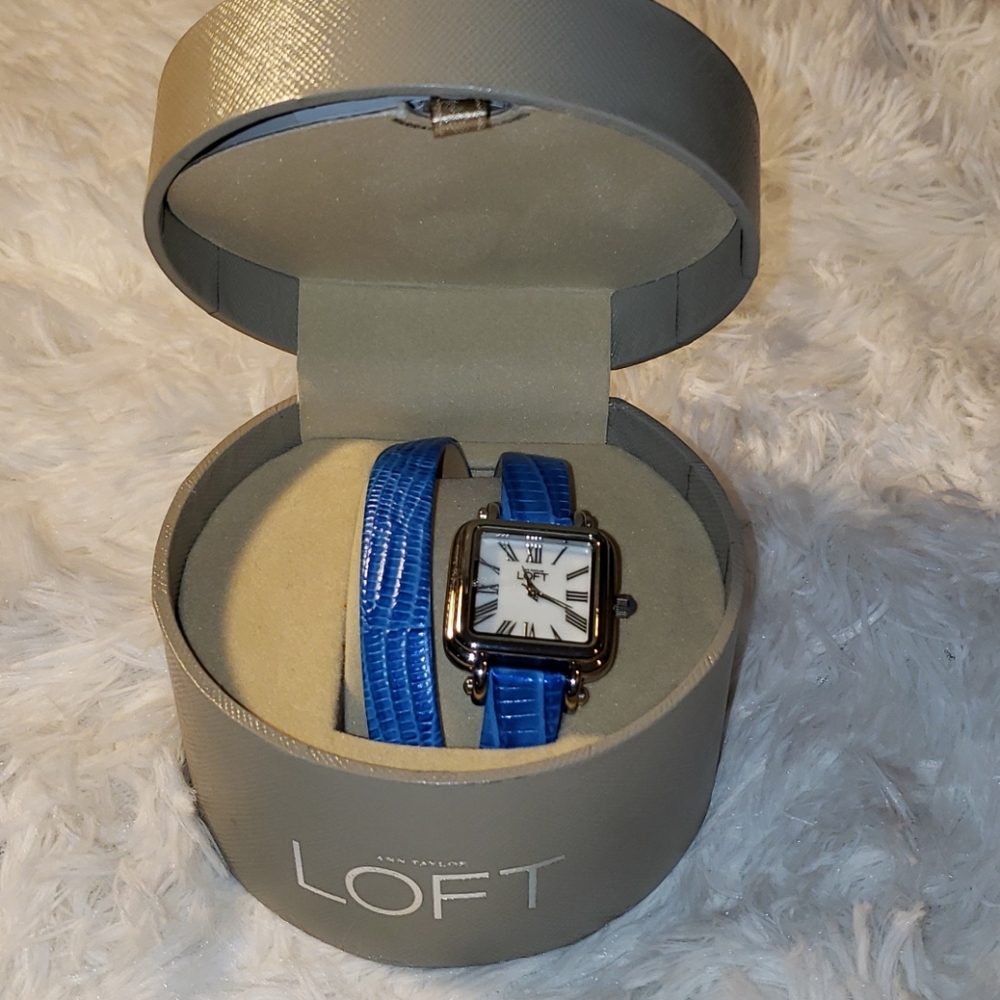 Ann Taylor Loft new blue wrap around watch